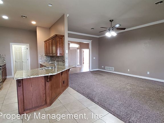 5th image of 9409 Crooked Creek Ln