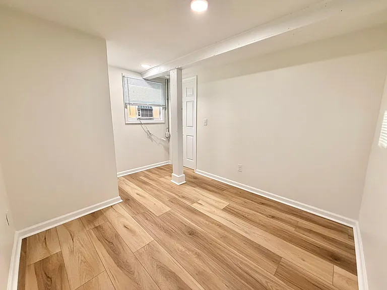 433 Lindsay St #B — Photo 13