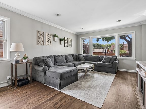 4th image of 7738 W Clarence Ave