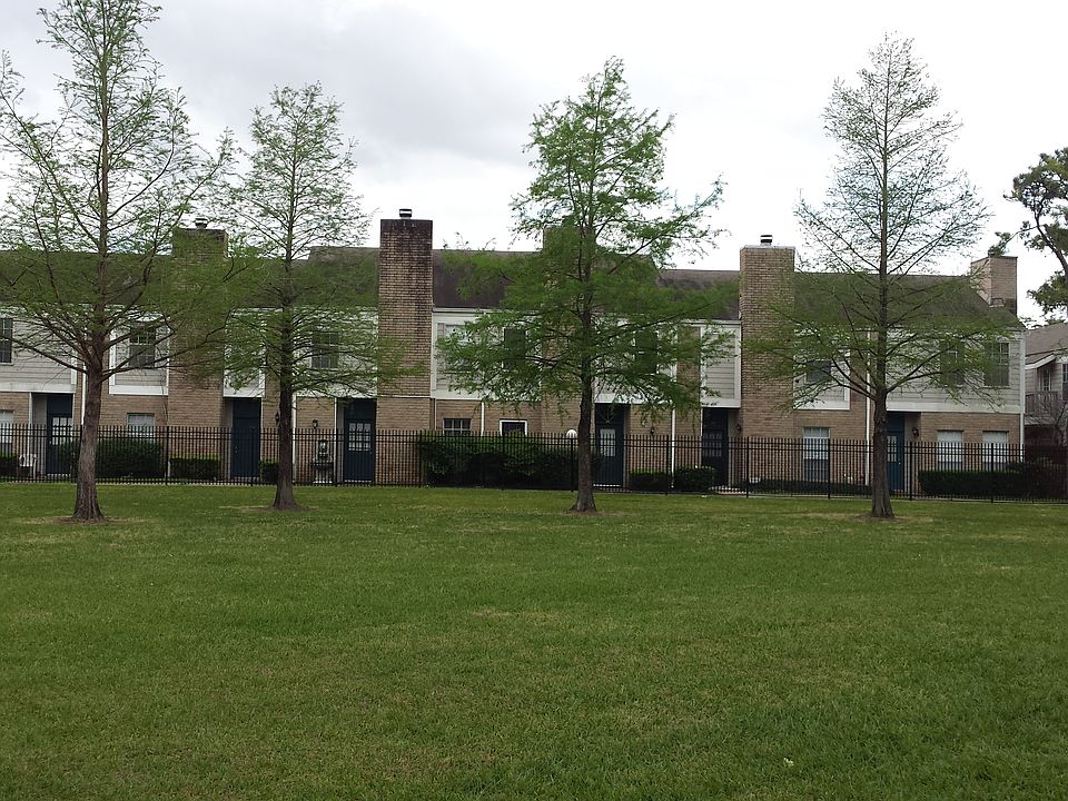 1st image of 11710 Southlake Dr Unit 37