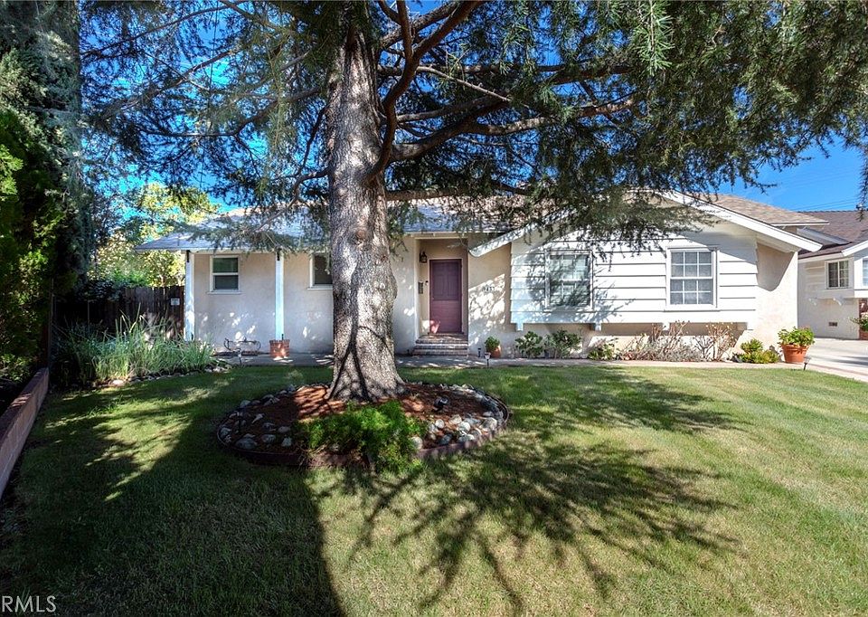1st image of 9433 Geyser Ave