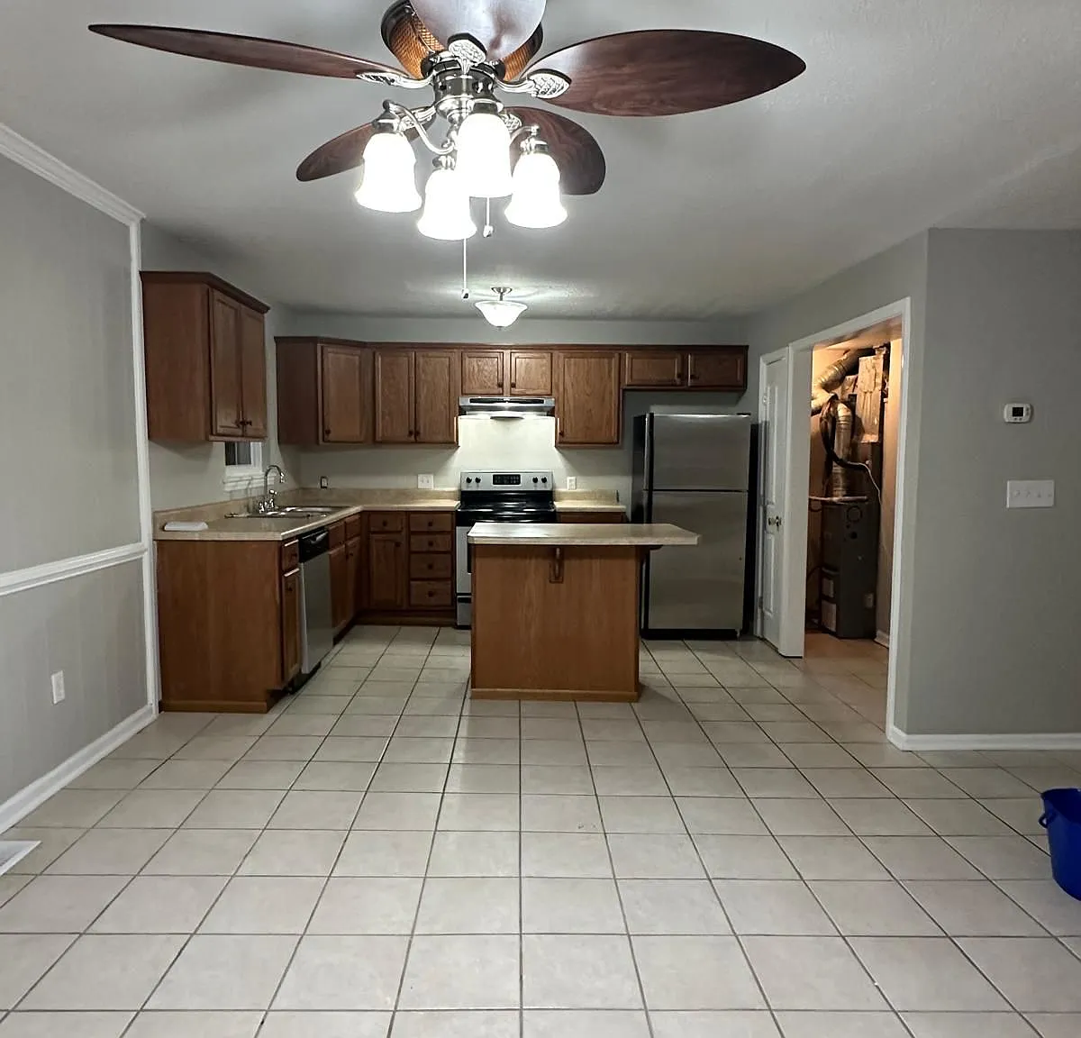 3 bed, 1584 sqft, $1,700 — Photo 3