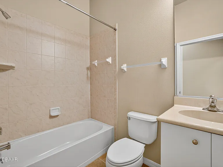 1312 Hansberry Ln — Photo 21