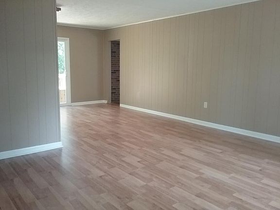 5th image of 235 Weaver Ln