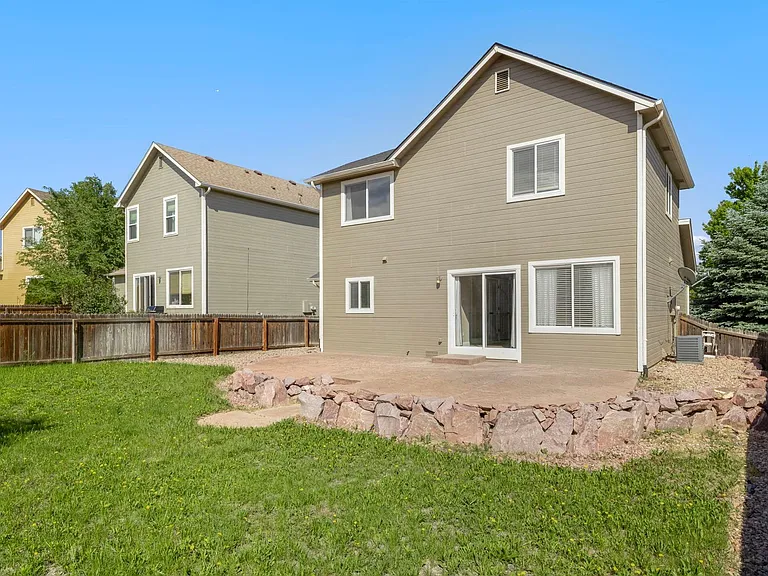 6276 Riverdale Dr — Photo 33