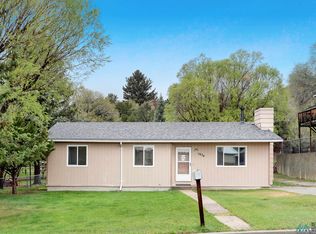 1034 Collier Ave, Raton, NM 87740