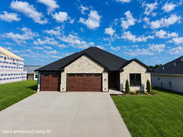5217 Stormy Dr, Columbia, MO 65203