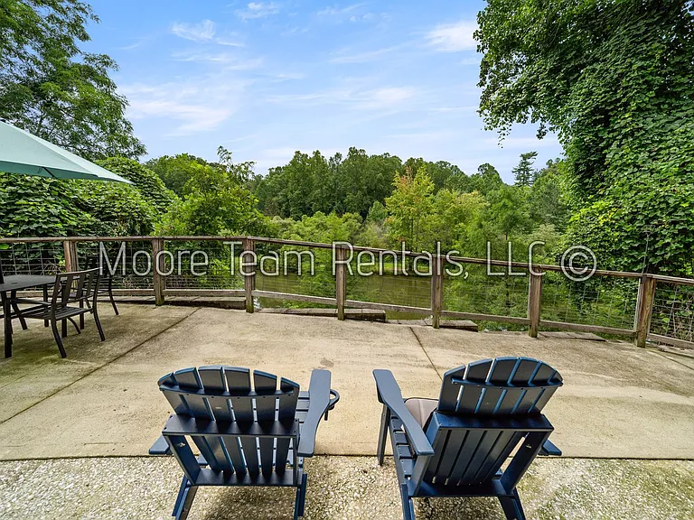 16 Lake Dr — Photo 11