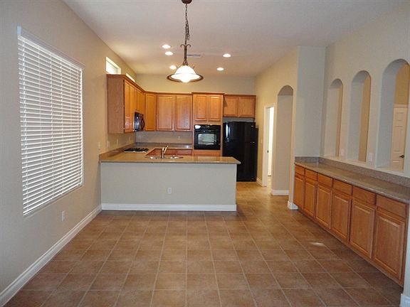 5th image of 6113 Stibor St