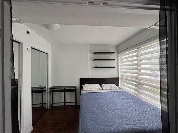 4th image of 819 Hamilton St #753