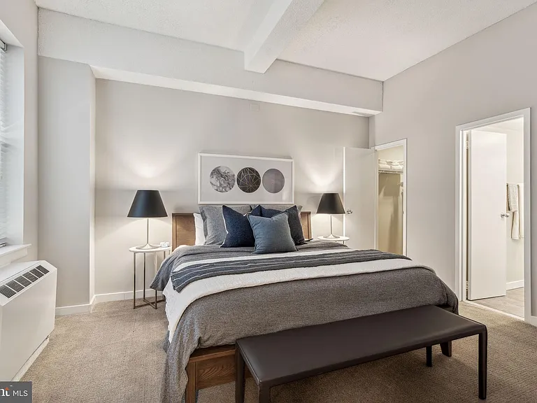 875 Sansom St #1618 — Photo 18