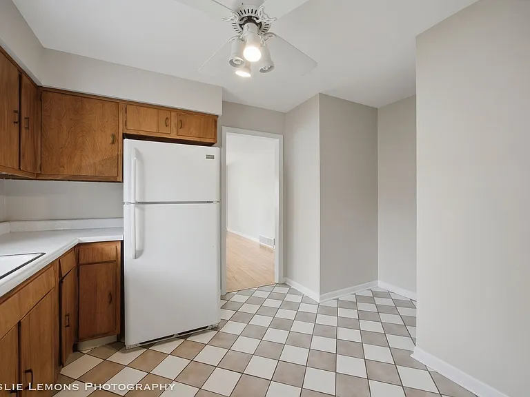635 S Main St — Photo 7