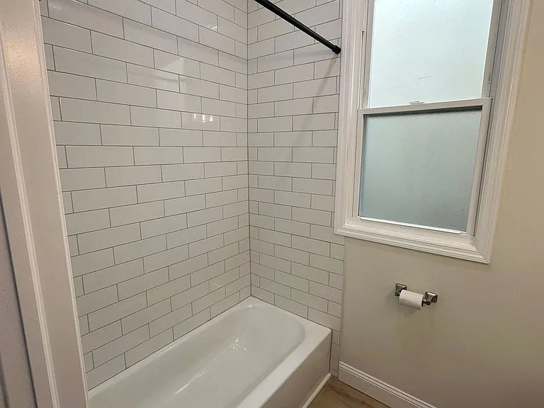 4631 Montgomery Rd — Photo 18