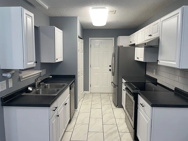 15008 Copper Ridge Trl — Photo 2