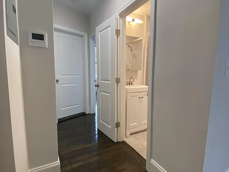 24 Clearway St #8 — Photo 8