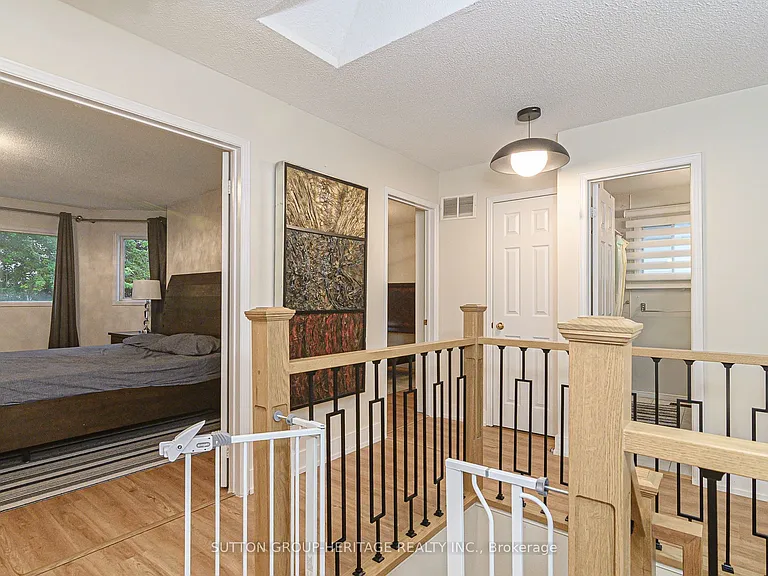 209 Bassett Blvd — Photo 25