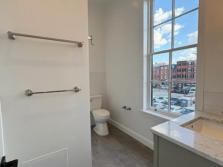 329 S 17th St #2 — Photo 13