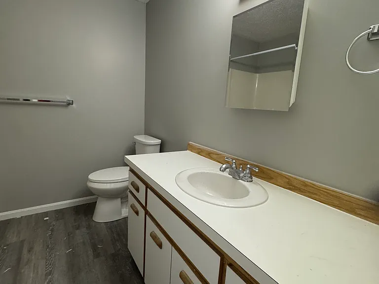 323 Fox Hollow Dr #323 — Photo 6