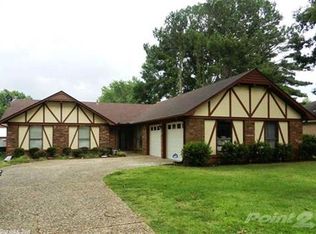8 Foxfire Cv, Jacksonville, AR 72076