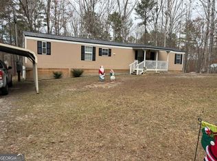 102 Lower Little River Dr, Eatonton, GA 31024