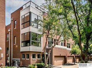 1114 Mayberry Plz, Omaha, NE 68108