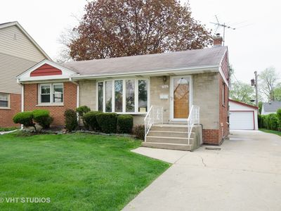 1312 S 6th Ave, Des Plaines, IL, 60018