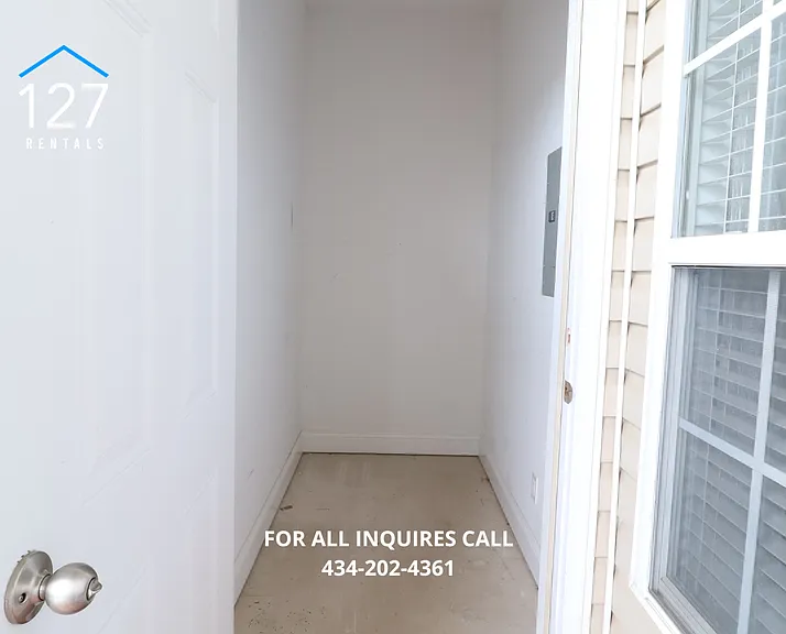205 Capital St #201 — Photo 18