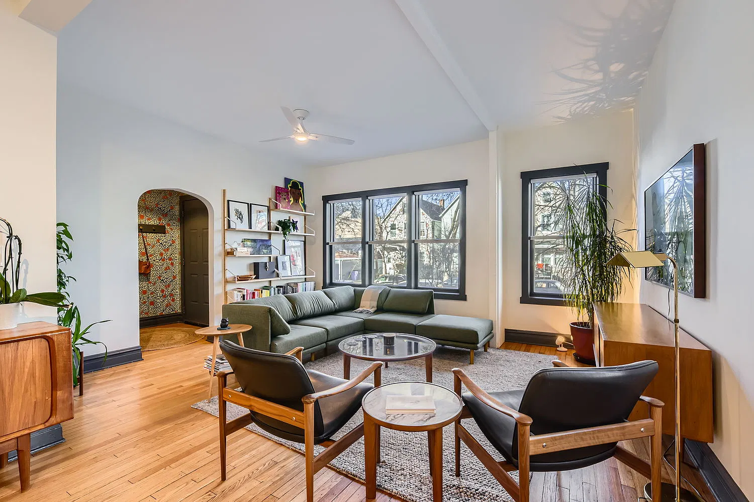 3 bed, 1500 sqft, $3,800 — Photo 4