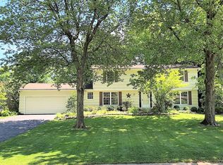 335 Avalon Dr, Rochester, NY 14618