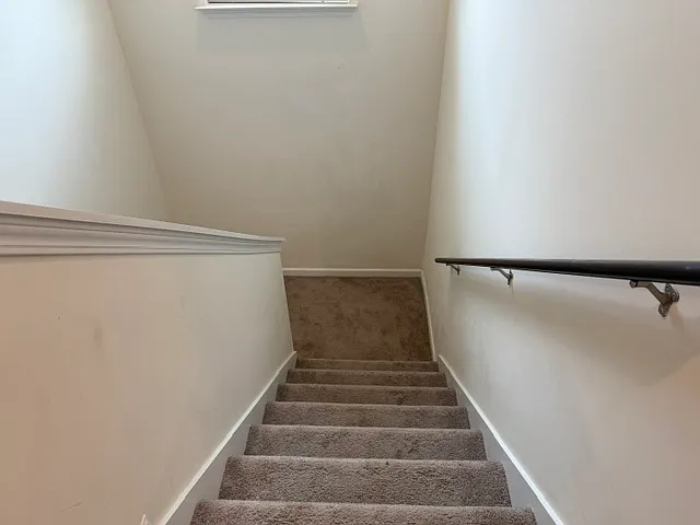 1429 Three Horses Ln — Photo 14