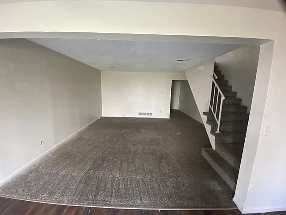 4th image of 7416 E 115th Ter