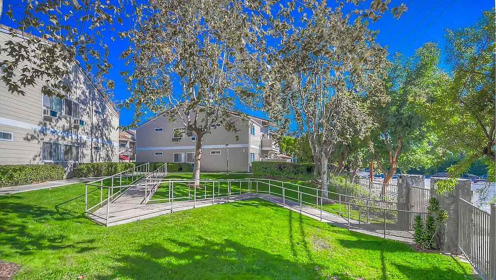 Park San Dimas Senior Apartments — Photo 3