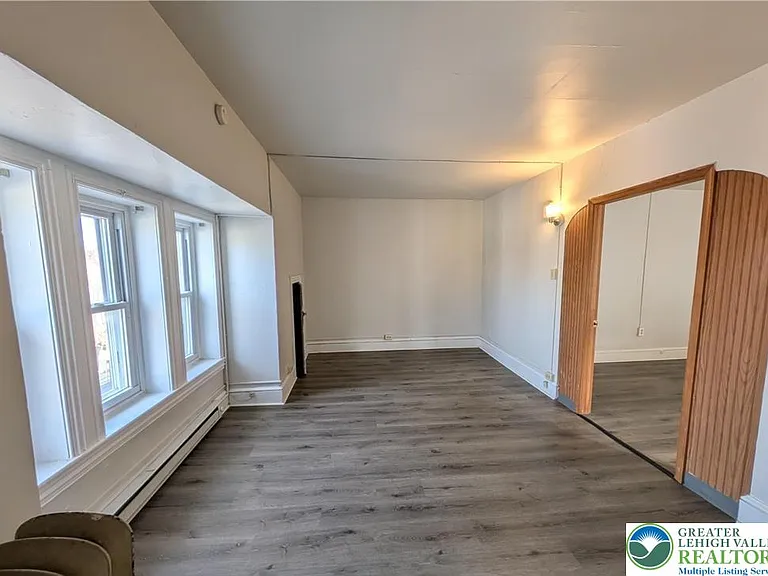 168 W Main St #3F — Photo 7