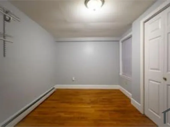 29 Humphreys St, Dorchester, MA