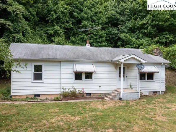 92 Violet Lane, Newland, NC 28657