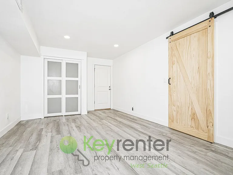 2634 SW Myrtle St — Photo 25