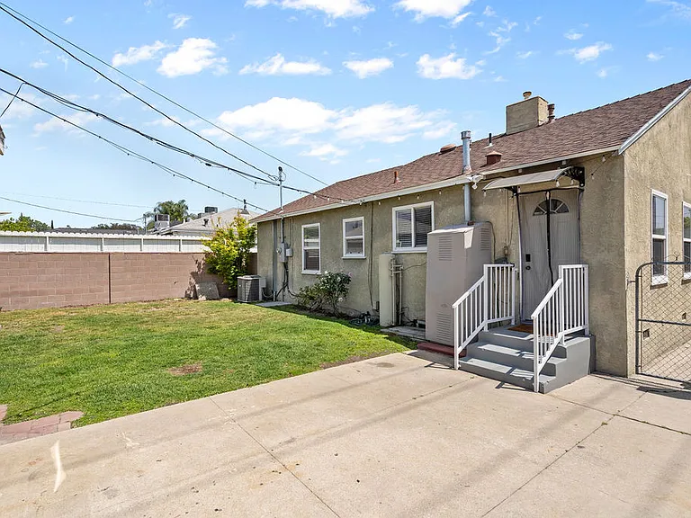 2109 N Valley St — Photo 31