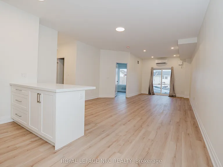 103 Southworth St N #103B — Photo 15