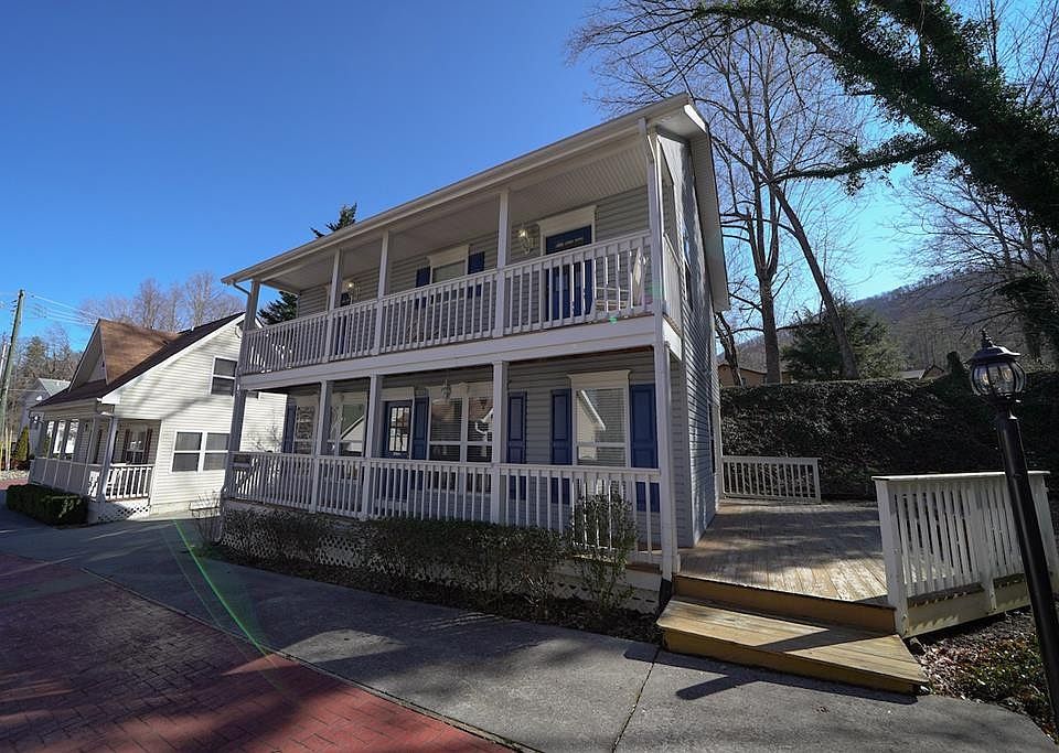1st image of 150 Roaring Fork Rd #Cottage200