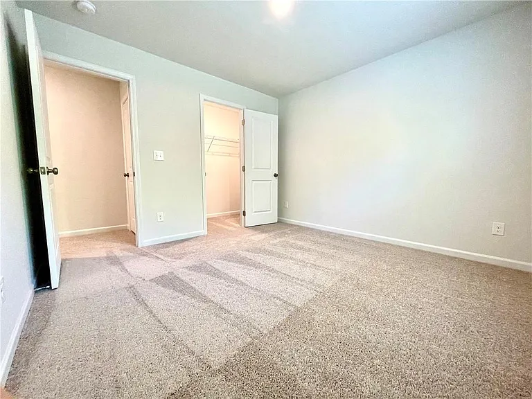667 Summerwood Ln — Photo 24