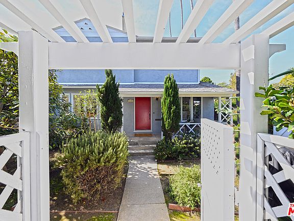 2nd image of 2605 Military Ave