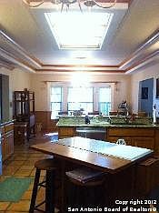 5th image of 110 Oak Holw