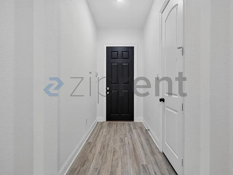 1408 Bonsmara Dr — Photo 4
