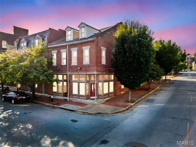 1701 S 11th St APT A, Saint Louis, MO, 63104