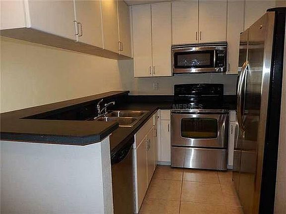 5th image of 85 16th St S