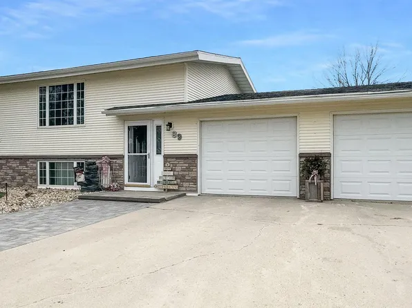 89 Highland Ave, Dumont, IA 50625