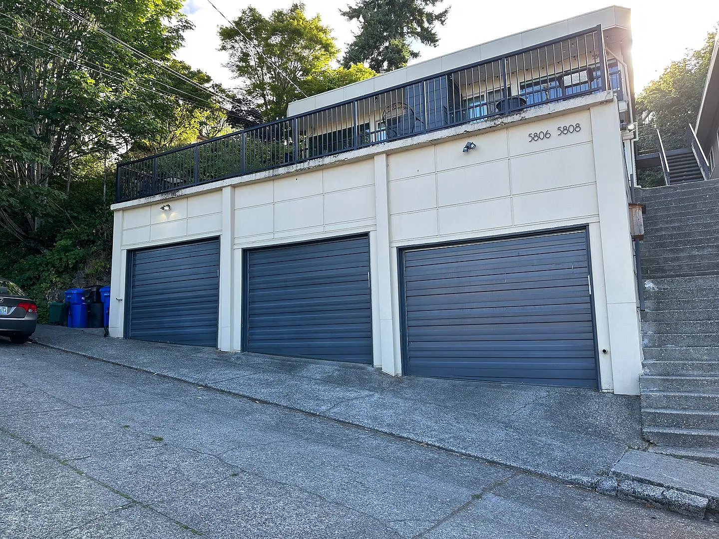 5806 Jr Bensimon — Photo 1