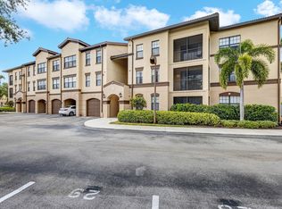 12930 Positano Cir APT 206, Naples, FL 34105