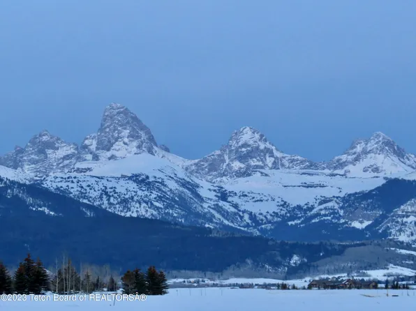 4720 Pale Morning Dr, Tetonia, ID 83452