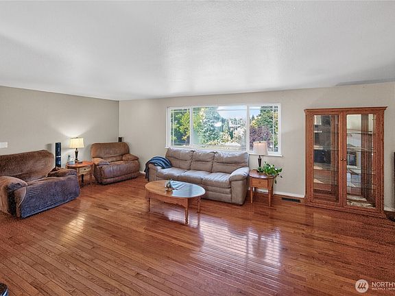 4th image of 1222 Palm Drive